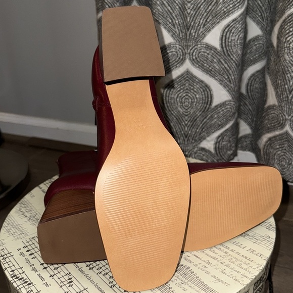 Marc Fisher Floria Square Toe Bootie - Picture 7 of 8